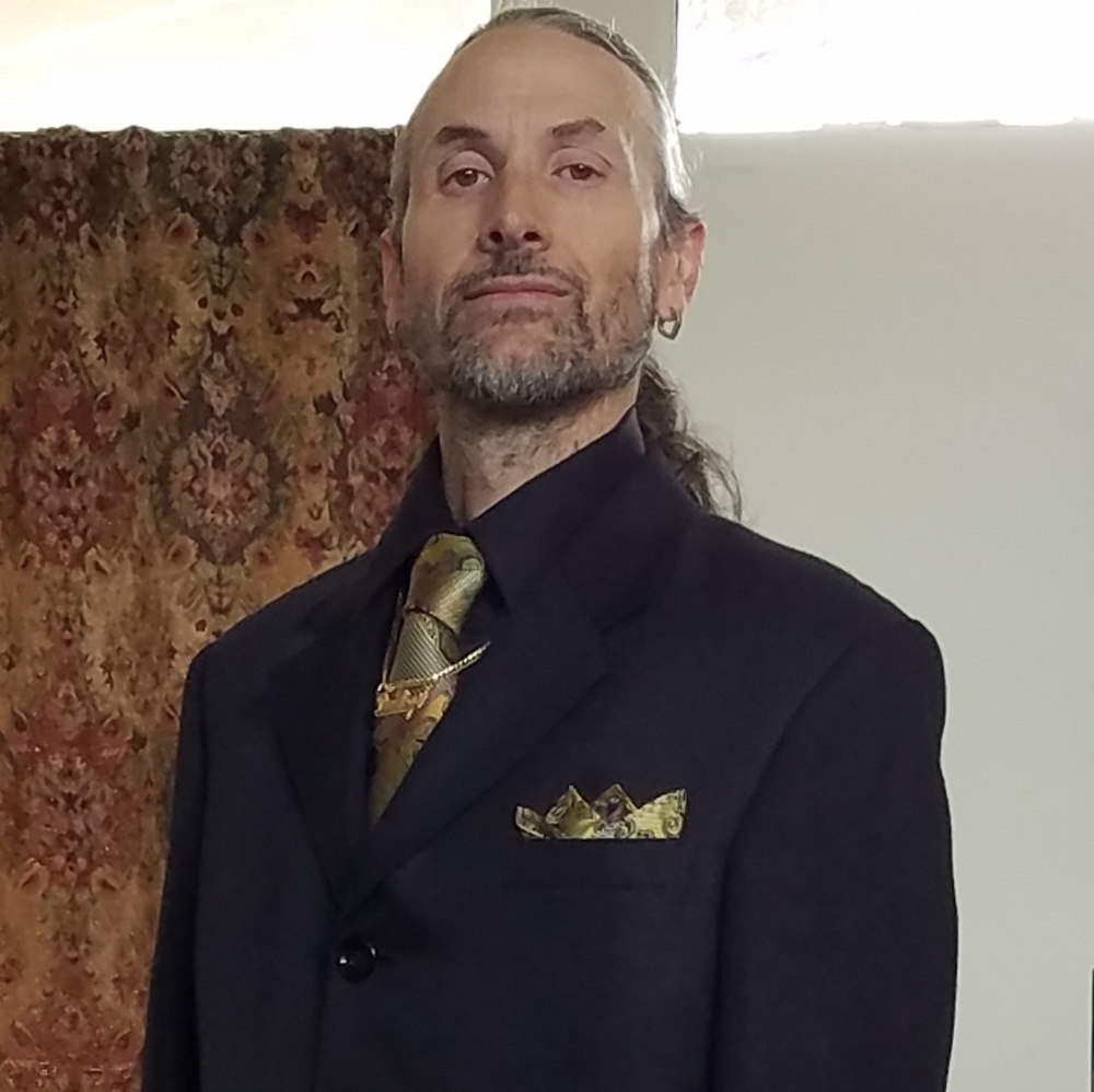 Meet your Posher, Don